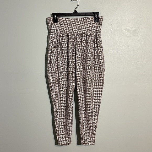 Prana Pants - Prana Taupe & White Patterned High Rise Cropped Jogger Pants Women’s Size Small